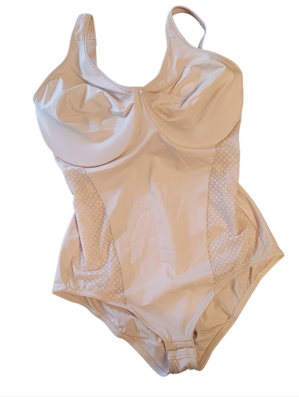 Bali Passion for Comfort Minimizer Shapewear - 40DD.     Y28